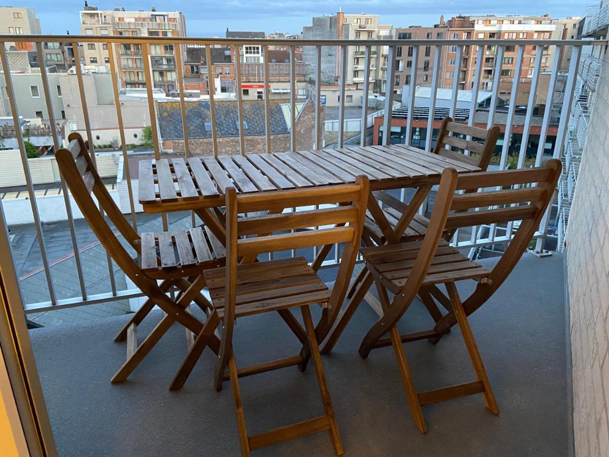 Vakantieappartement Oostende Met Priveparking Esterno foto