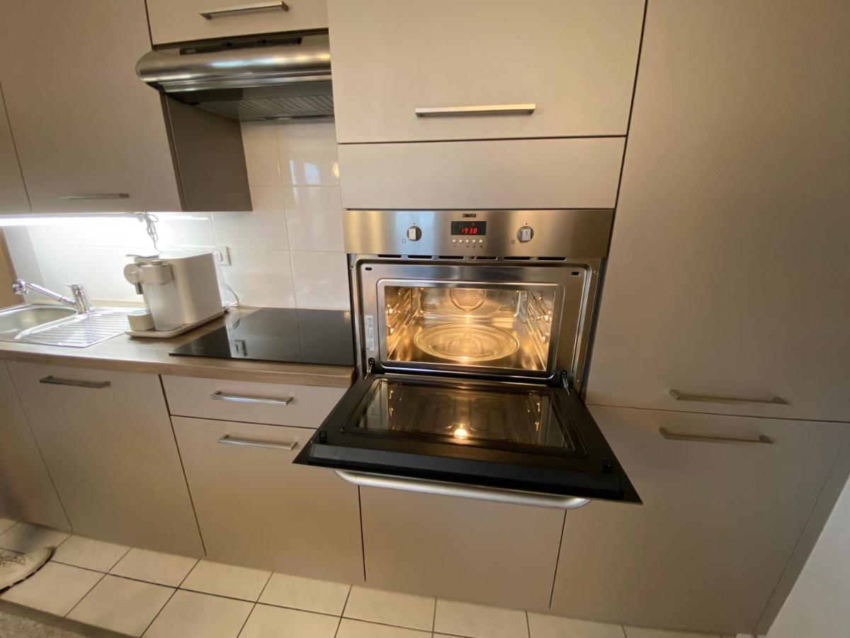 Vakantieappartement Oostende Met Priveparking Esterno foto